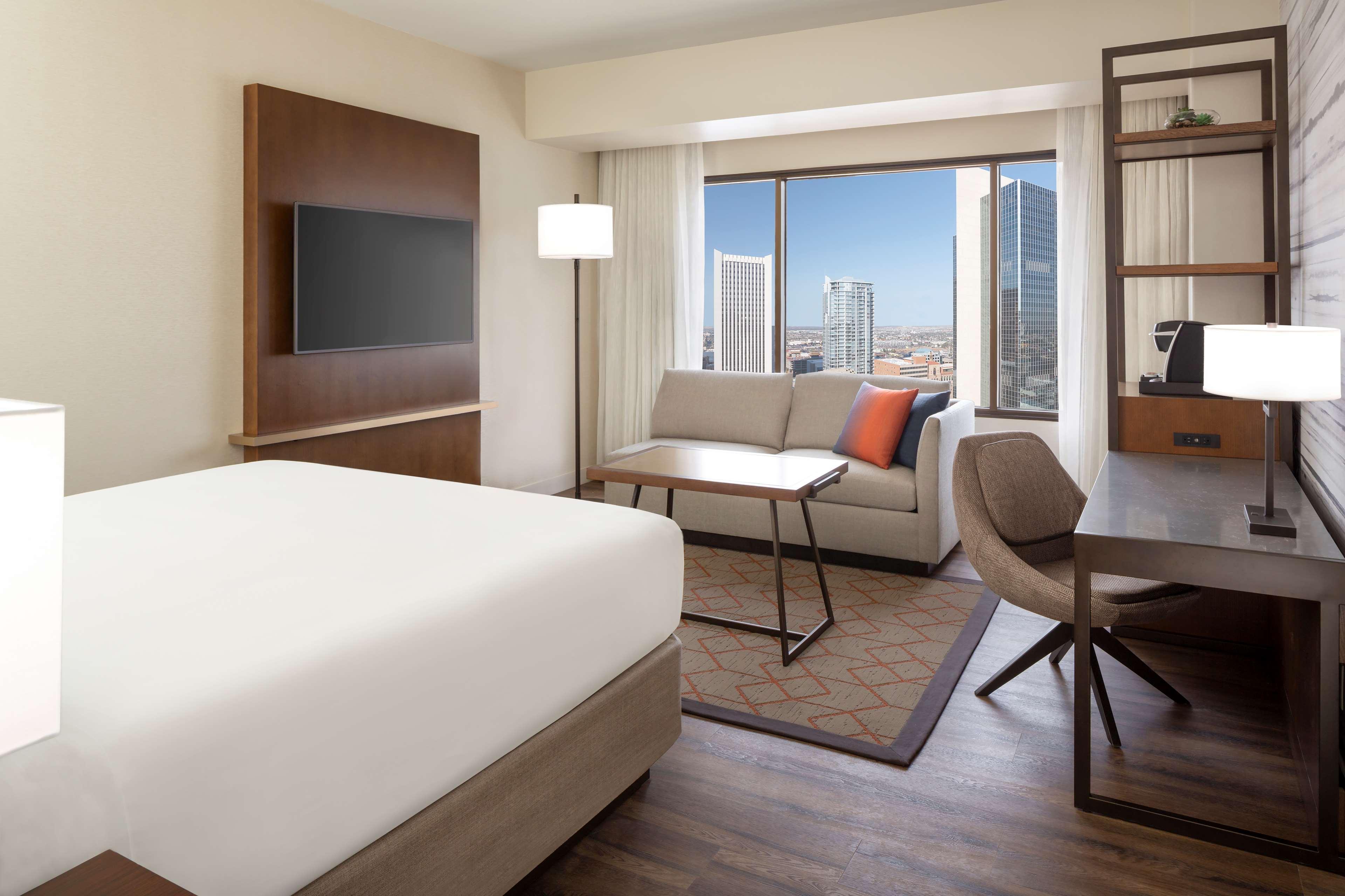 Hyatt Regency Phoenix Downtown - No Destination Fees Eksteriør bilde