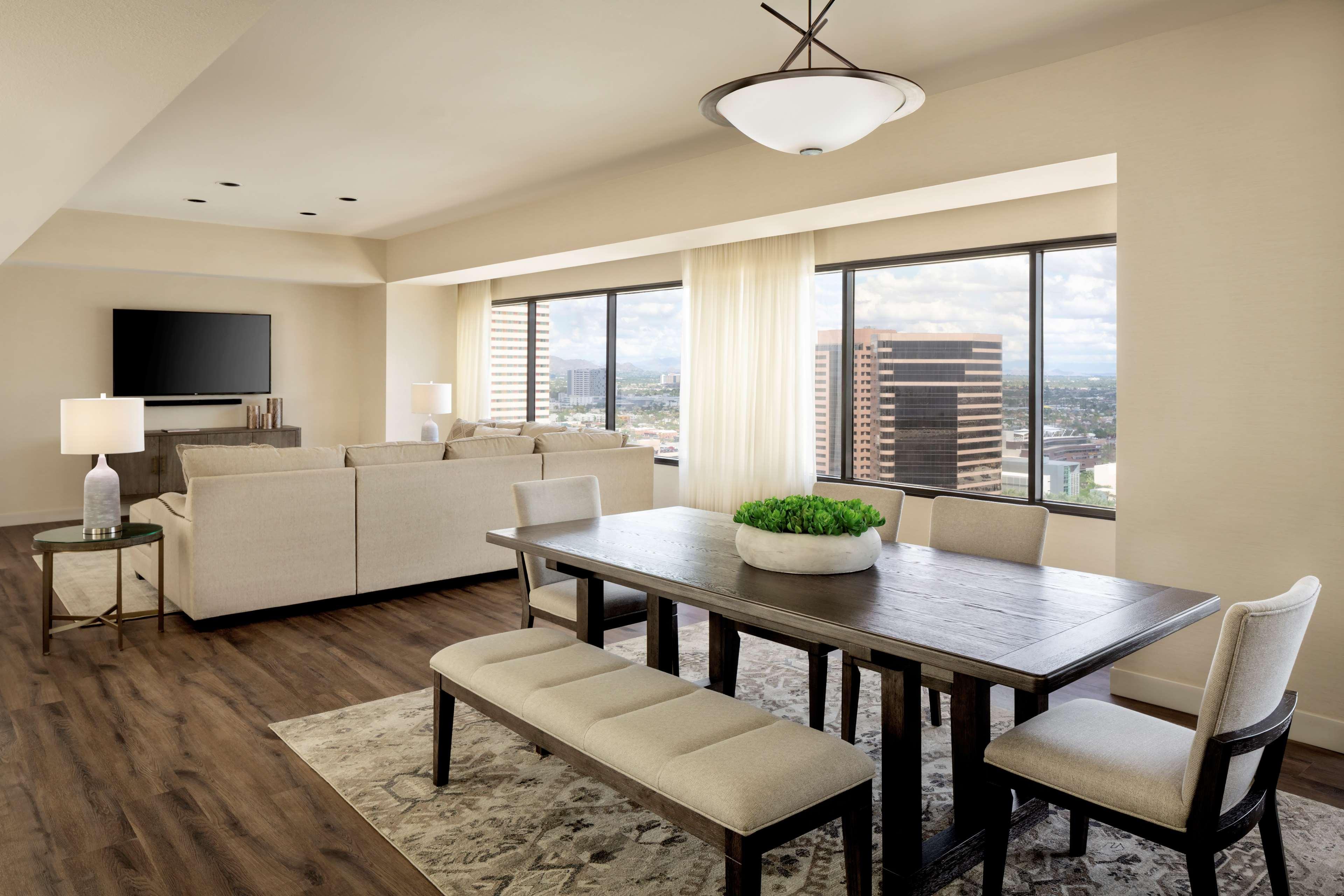 Hyatt Regency Phoenix Downtown - No Destination Fees Eksteriør bilde