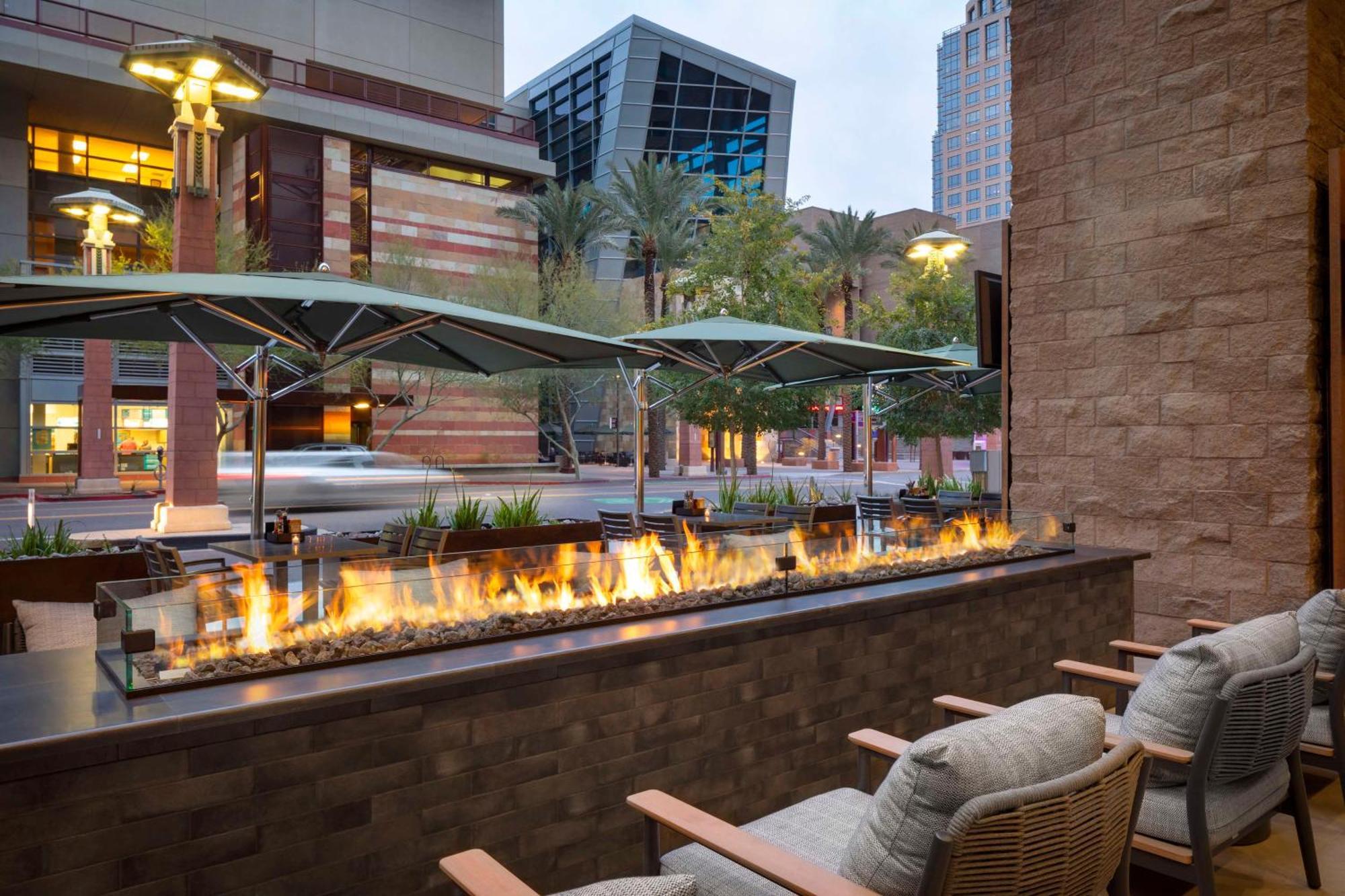 Hyatt Regency Phoenix Downtown - No Destination Fees Eksteriør bilde